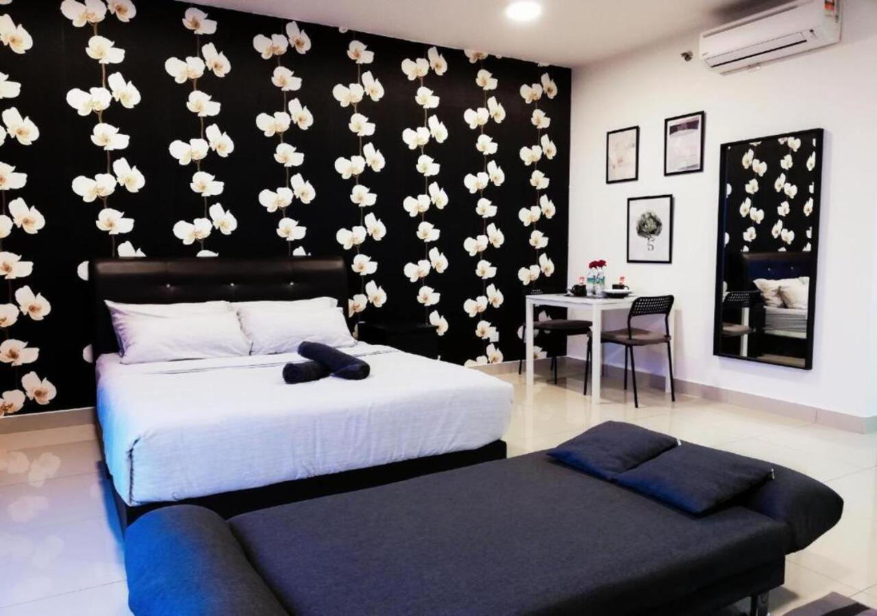 Peanut Butter Homestay #Trefoil Setia City 实达阿南 外观 照片